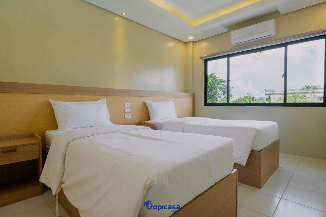 Tropicasa Hotel Coron Exterior foto